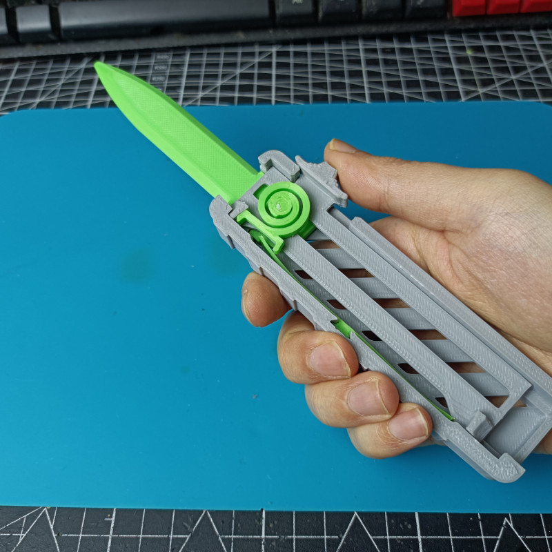 3D Baskı Basamaklı Ruj Organizatörü - Masa Düzeni Çözümü