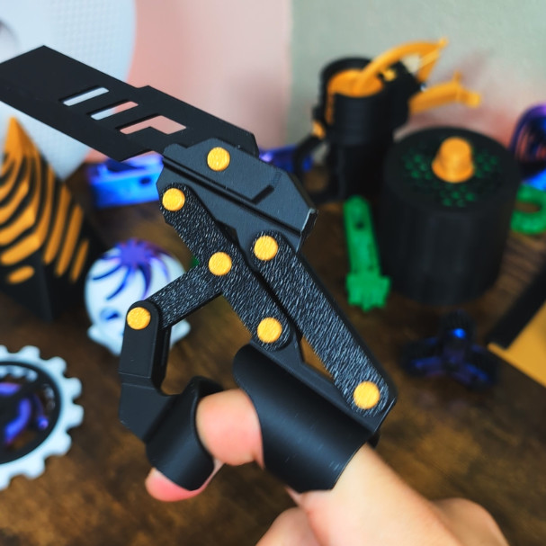 Mantis Savaş Robotu - 3D Baskılı Oyuncak ve Koleksiyon Parçası