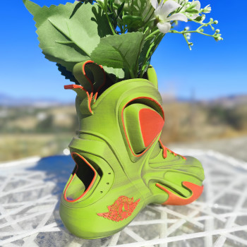 Ultimate Sneaker Saksı - 3D Baskı Ayakkabı Bitki Saksısı ve Kalemlik