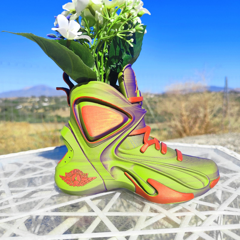 Ultimate Sneaker Saksı - 3D Baskı Ayakkabı Bitki Saksısı ve Kalemlik