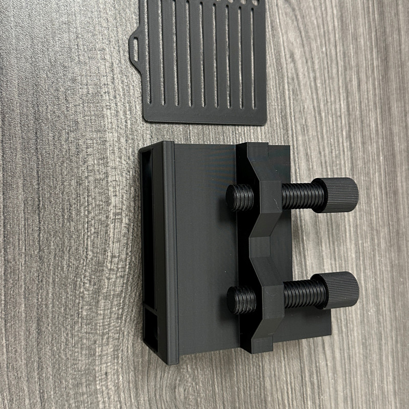 Monitör Altı Yapışkan Not ve Kalem Tutucu - Şablonlu 3D Baskı