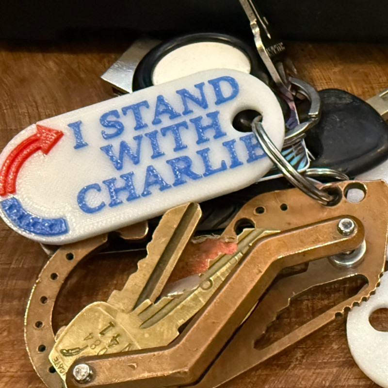 Charlie Kirk Anahtarlık - Dayanıklı 3D Baskı Anahtarlık