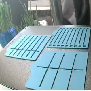 Monitör Altı Yapışkan Not ve Kalem Tutucu - Şablonlu 3D Baskı