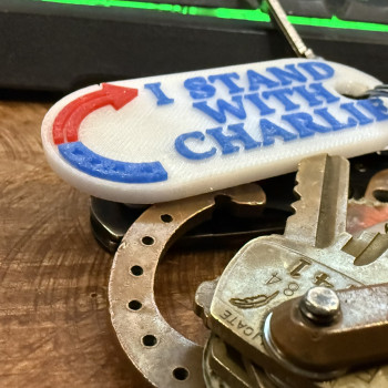 Charlie Kirk Anahtarlık - Dayanıklı 3D Baskı Anahtarlık