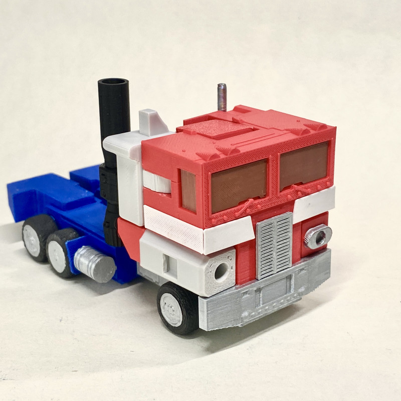 G1 Optimus Prime Dönüşen 3D Baskı Maket - Transformers Koleksiyon