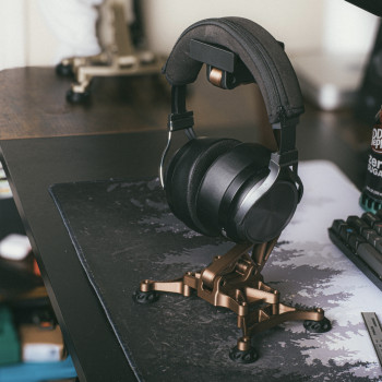 Kompakt Endüstriyel Kulaklık Standı - 3D Baskı Ofis Aksesuarı