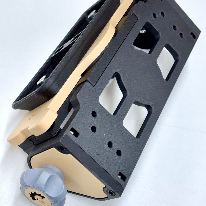 Vakumlu Döner Mengene - 3D Baskı İş Atölye Aracı