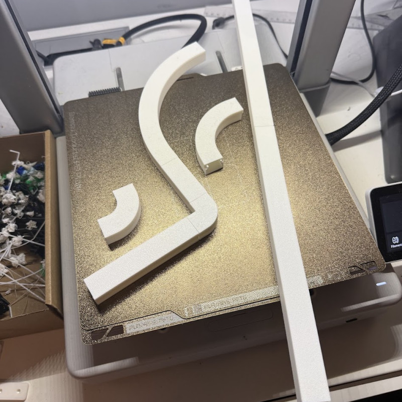 Modüler Kablo Kılavuzları - Düzenli ve Pratik Kablolama Çözümü