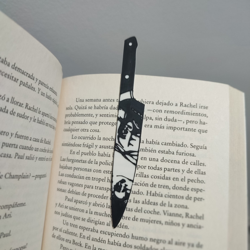 Çelik Bakış Kitap Ayracı - Manga ve Anime Temalı 3D Baskı Ürün