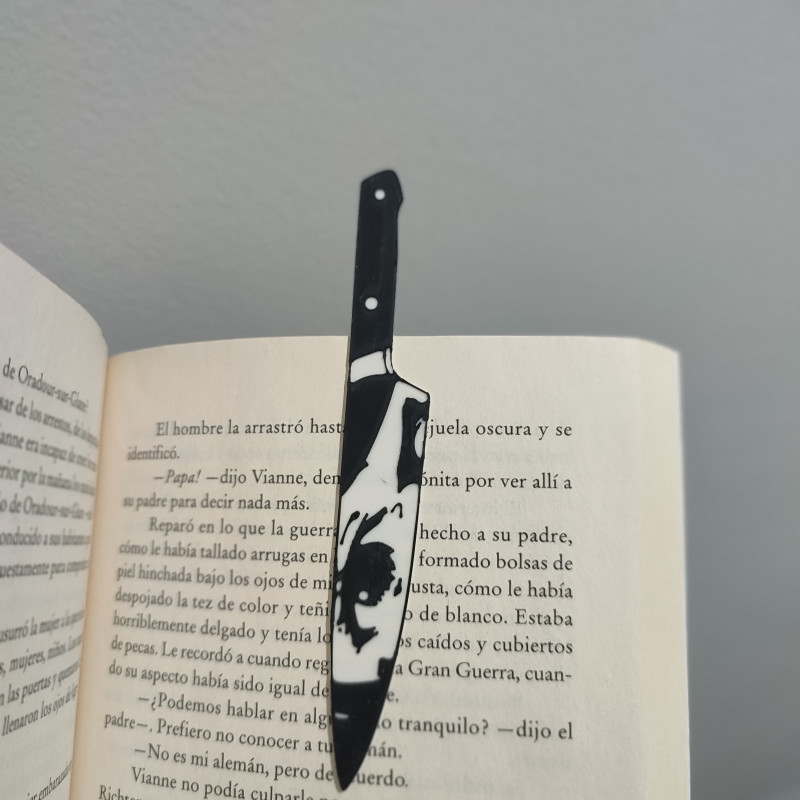 Çelik Bakış Kitap Ayracı - Manga ve Anime Temalı 3D Baskı Ürün