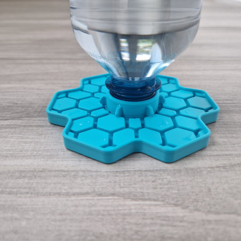 Bahçe için Arı ve Böcek Sulama İstasyonu - 3D Baskı