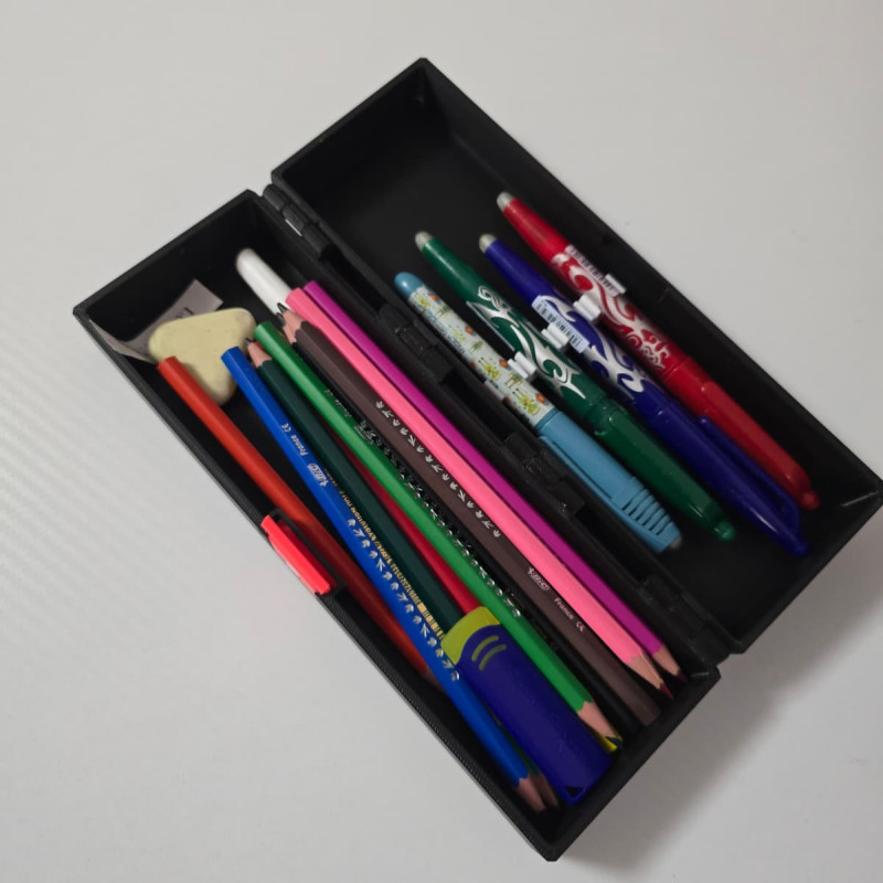 Roblox Temalı Özel Kalem Kutusu - 3D Baskılı Eğitim Aksesuarı