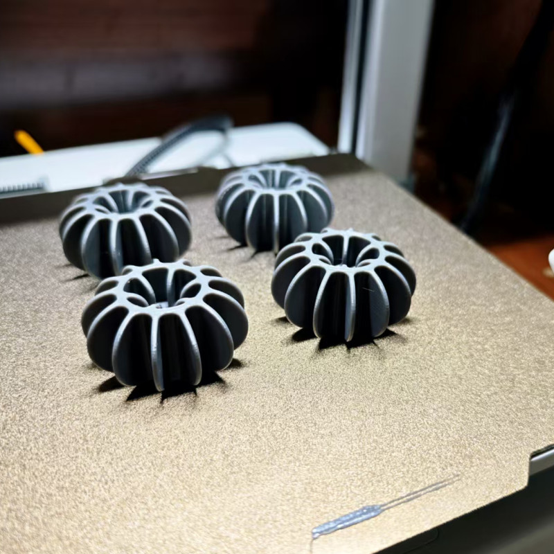 3D Baskı Çamaşır Topu - Kıyafetleri Dolaşmadan Temizleme Aracı