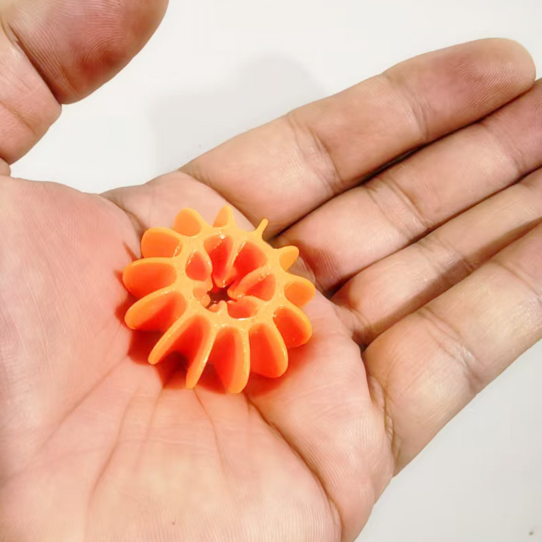 3D Baskı Çamaşır Topu - Kıyafetleri Dolaşmadan Temizleme Aracı