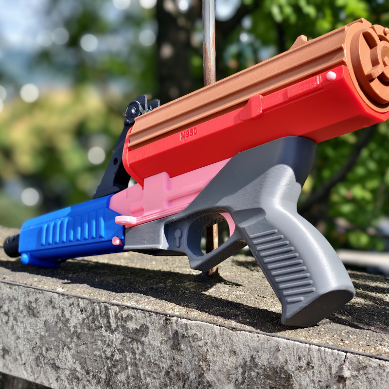 Calico M-950 Su Tabancası Oyuncak - 3D Baskılı Su Savaş Silahı