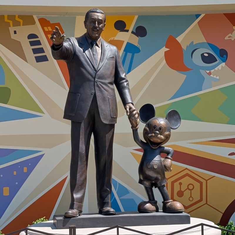 Walt Disney ve Mickey Mouse 3D Baskı Heykel - Özel Koleksiyon