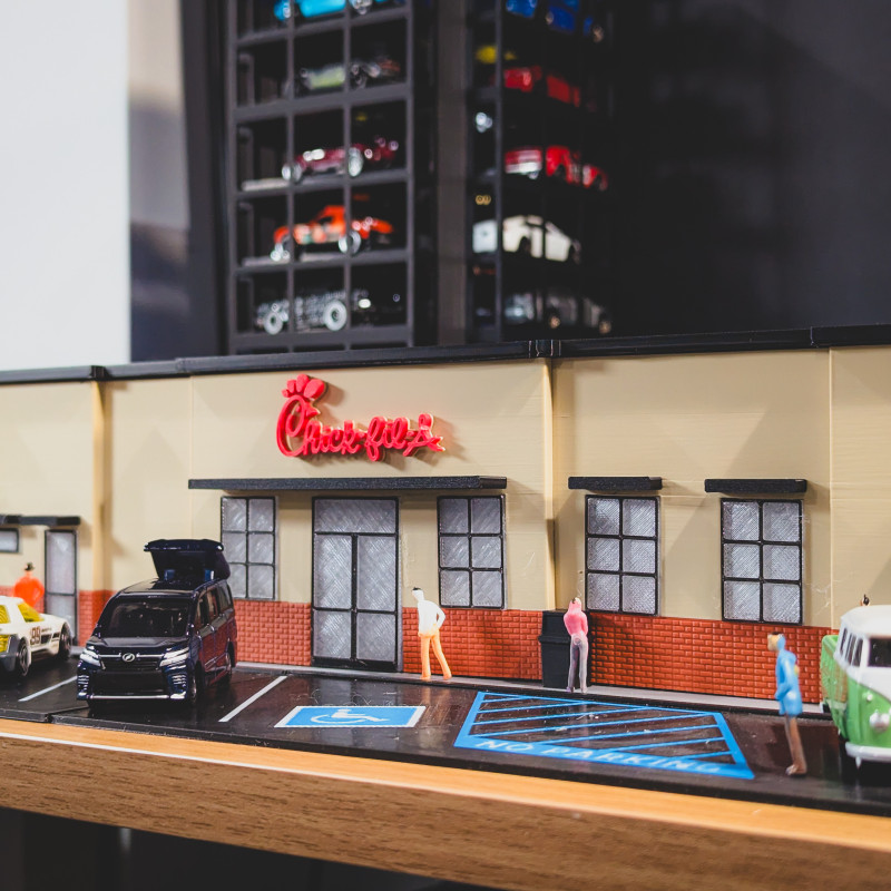 Chick-fil-A 1:64 Ölçekli 3D Baskı Diorama Seti - Mini Restoran Modeli