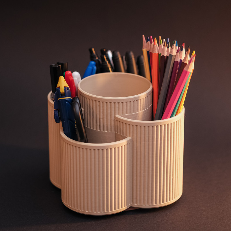 Dönen Masaüstü Organizatör - 3D Baskı Kalemlik ve Aksesuar Düzenleyici