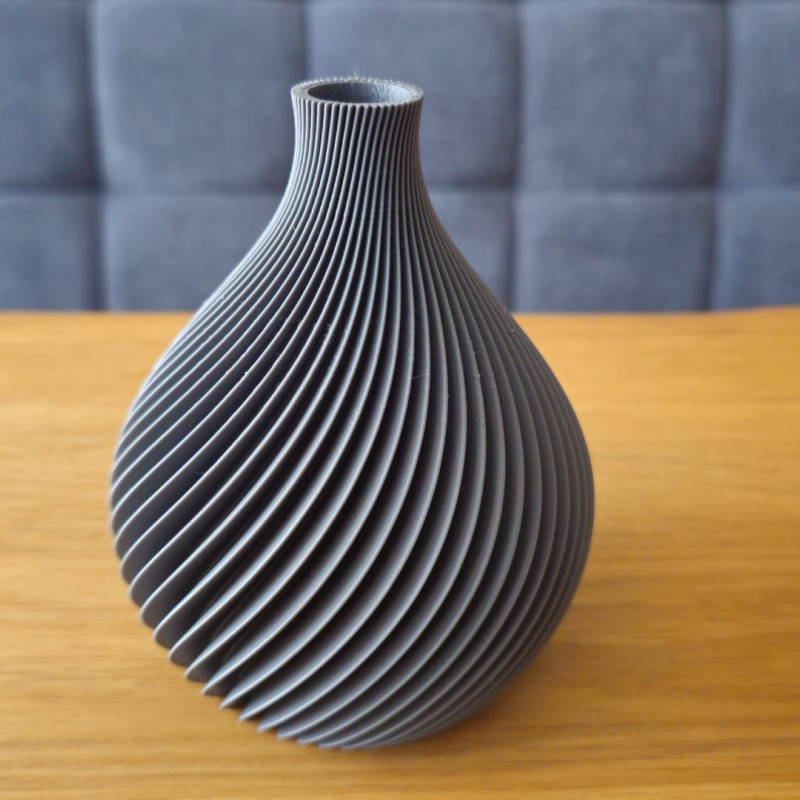 Minimalist Dekoratif Vazo - 3D Baskı Ev Aksesuarı