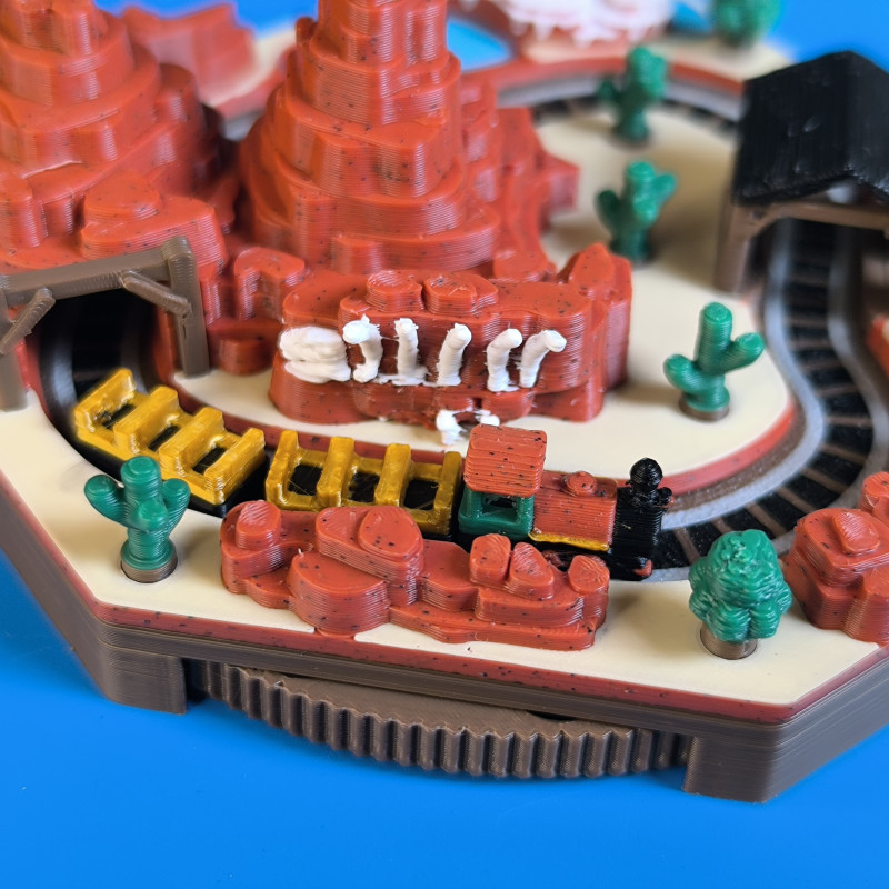 Mini Tren Big Thunder Mountain Diorama - 3D Baskı Disney Maketi