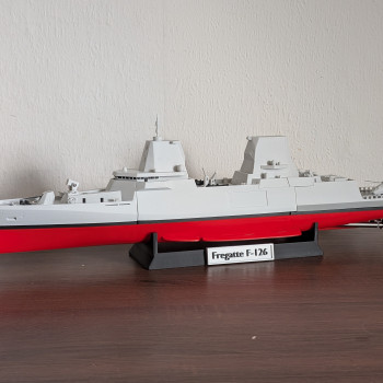 CyberBrick F126 Fırkateyn RC 3D Baskılı Model - Tam Fonksiyonel