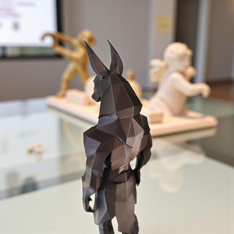 Minimalist Low Poly Anubis Heykeli - 3D Baskı Antik Mısır Dekoru