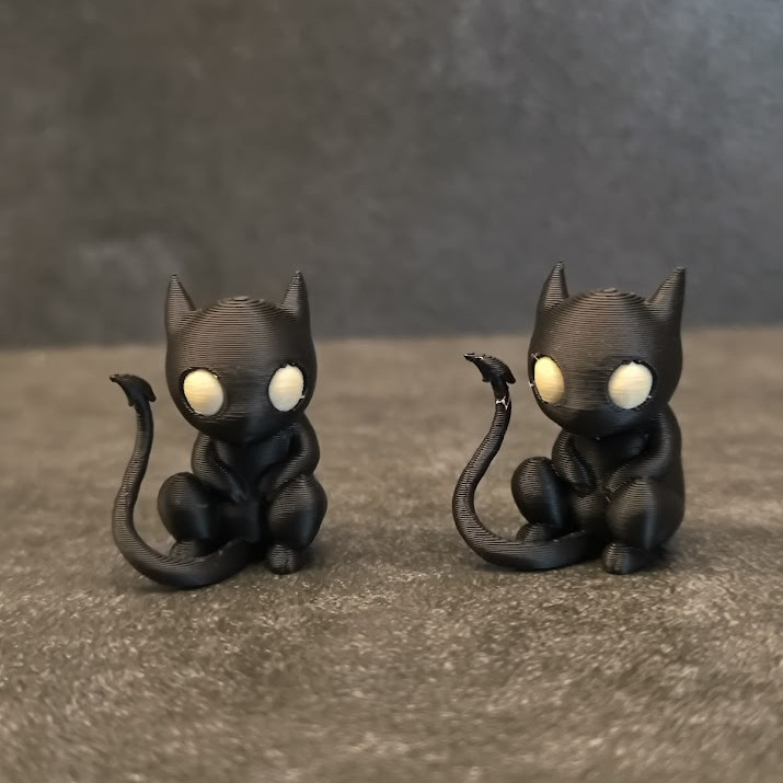 Kafataslı Sunakta Şeytancık 3D Baskı Mini Figür - Dekor ve Koleksiyon