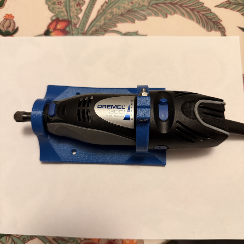Dremel 300I Masa Kenarı Tutucu - 3D Baskı PETG Aksesuar Dremel 300I Masa Kenarı Tutucu - 3D Baskı PETG Aksesuar