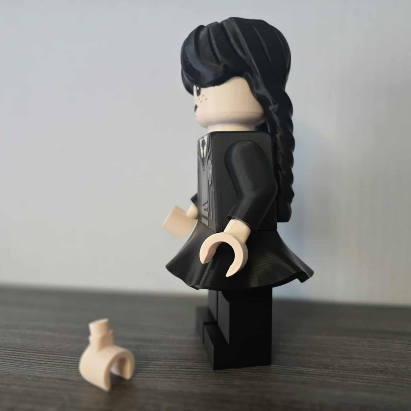 Wednesday Addams 3D Baskı Figür - 21 cm Koleksiyonluk Oyuncak