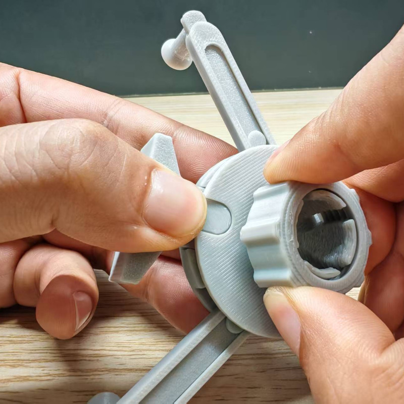 Otomatik Açılır Araç Telefon Tutucu - 3D Baskı Dayanıklı