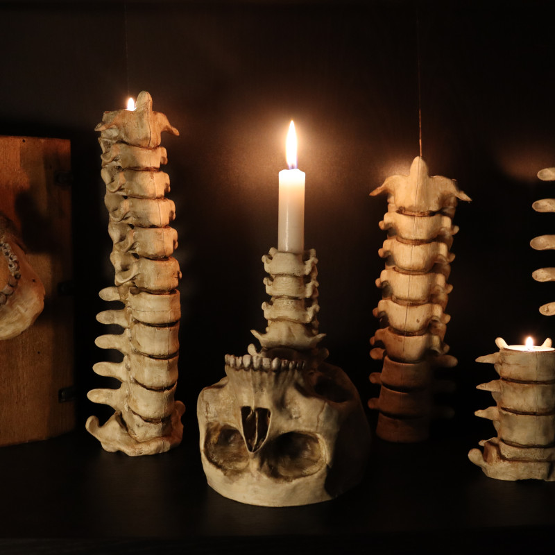 Karanlık ve Gotik Kafatası Mumluk Seti - 3D Baskı Dekor Karanlık ve Gotik Kafatası Mumluk Seti - 3D Baskı Dekor