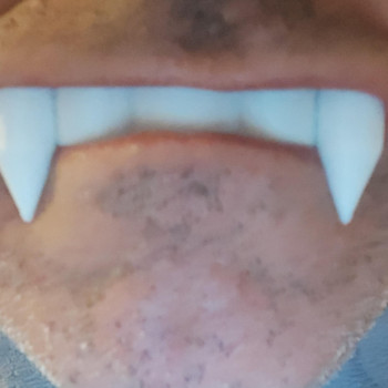 Vampir Dişleri - 3D Baskılı Cosplay ve Parti Aksesuarı
