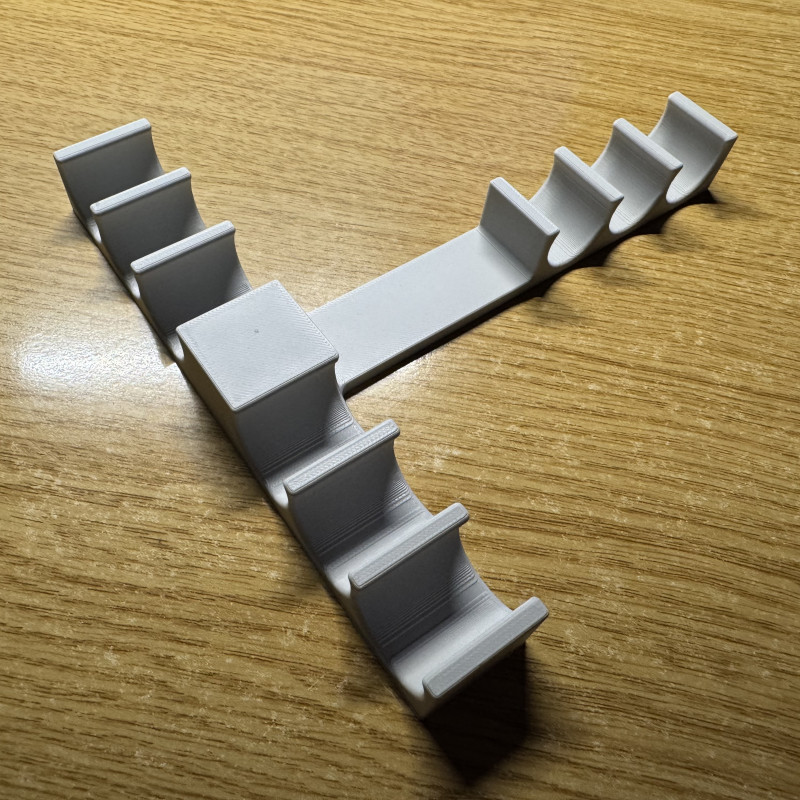 Loevenstein Hortum Tutucu - 3D Baskılı Dayanıklı Medikal Araç