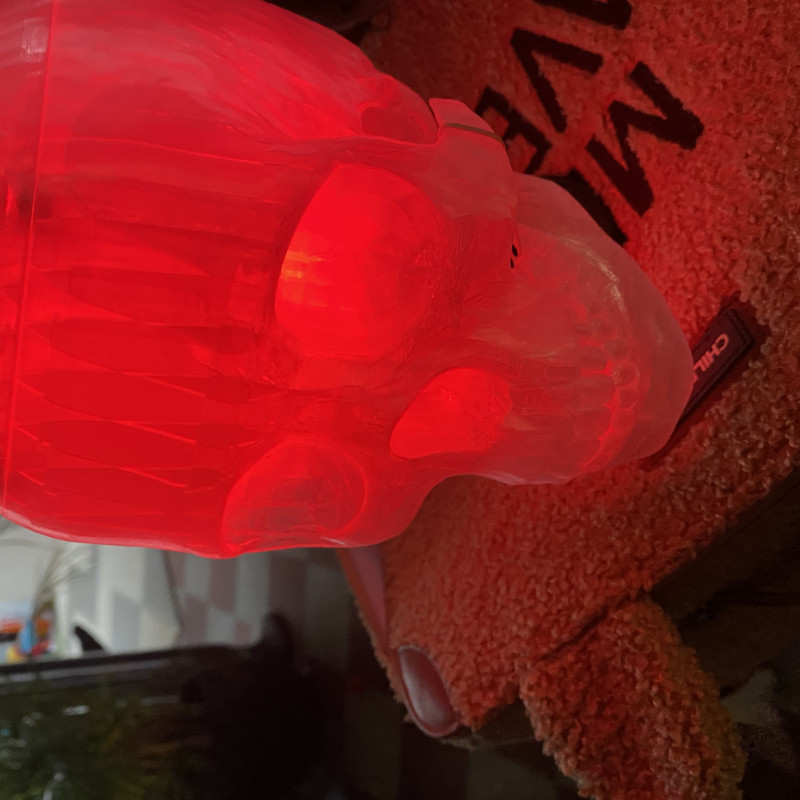 Çok Amaçlı Kafatası Feneri - Şeker Dispanseri - Kulaklık Standı