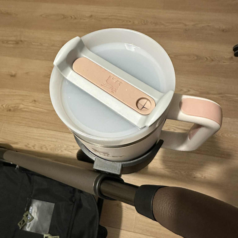 Stanley Cup Tutuculu Bebek Arabası Aksesuarı - 3D Baskılı Pratik Modül