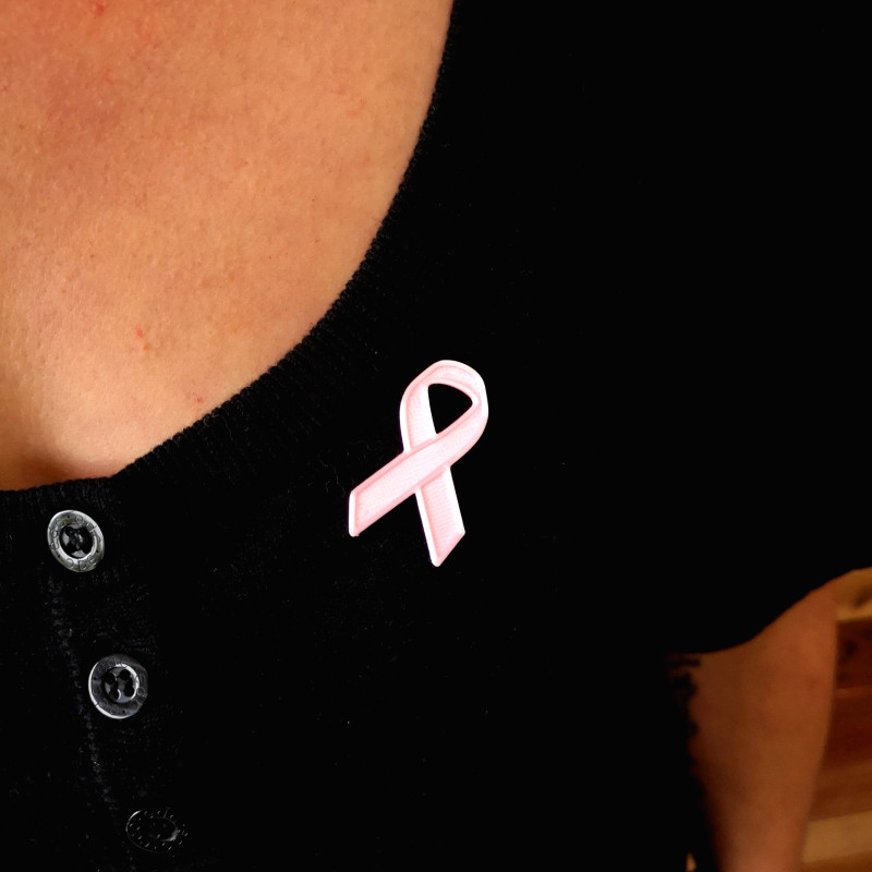 Pembe Ekim Kurdeleli Meme Kanseri Farkındalık Rozeti - 3D Baskı