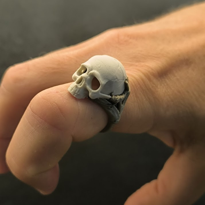 Özel Tasarım Kafatası Yüzük - 3D Baskılı Halloween Aksesuarı