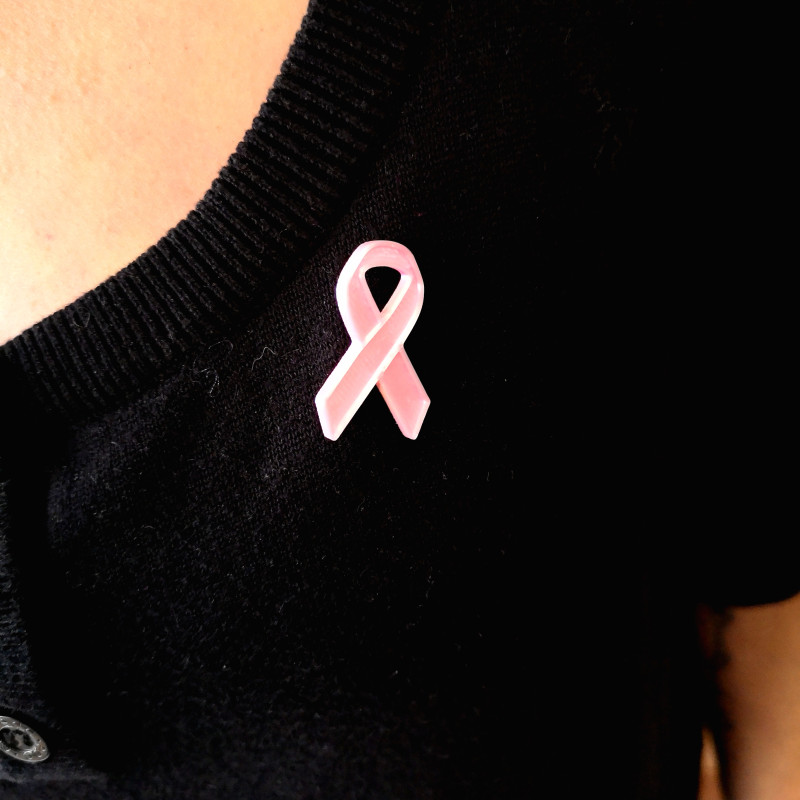 Pembe Ekim Kurdeleli Meme Kanseri Farkındalık Rozeti - 3D Baskı