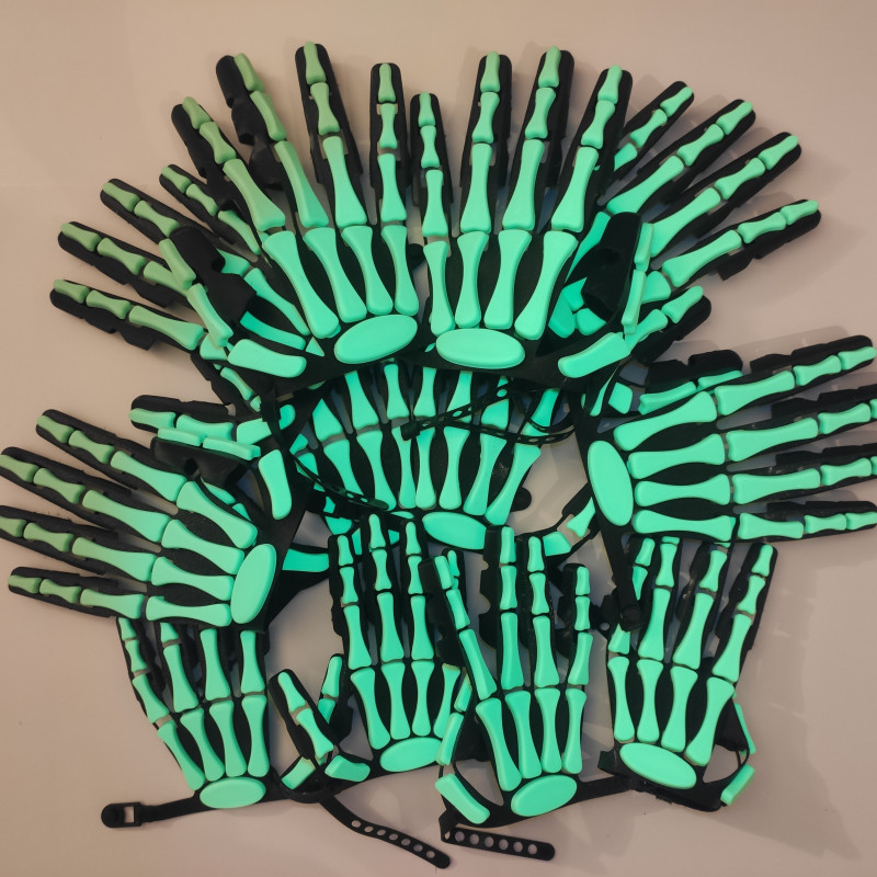 Parlayan İskelet Eldiveni - 3D Baskılı Cosplay Aksesuarı Parlayan İskelet Eldiveni - 3D Baskılı Cosplay Aksesuarı