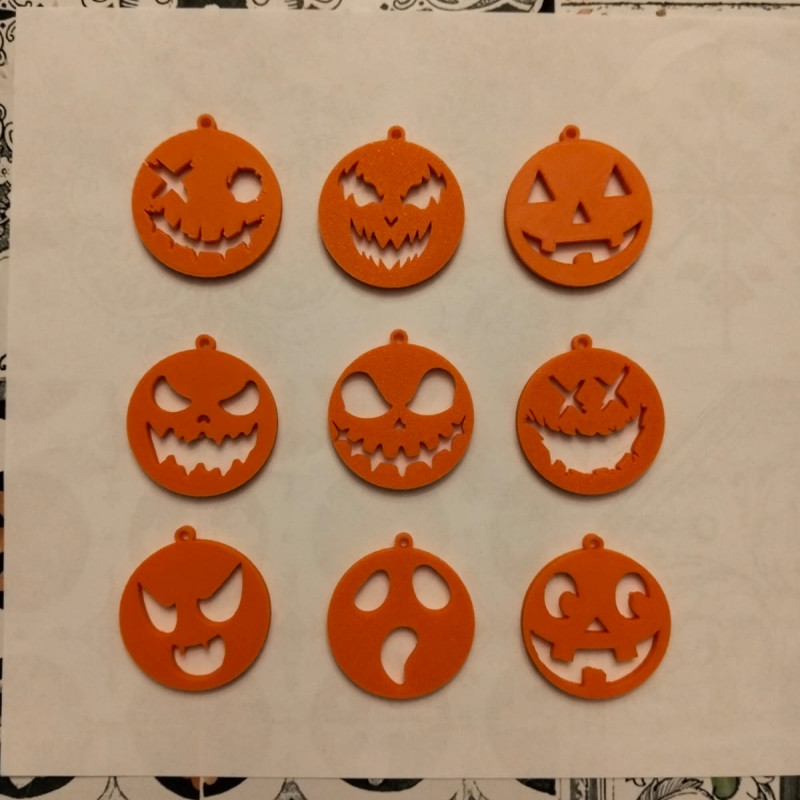 Cadılar Bayramı Gülücük Anahtarlık - 3D Baskılı 9 Farklı Tasarım