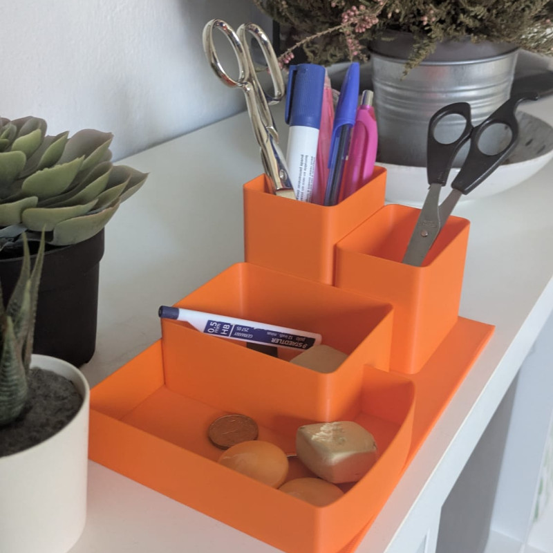 Çok Amaçlı Masaüstü Organizatör - 3D Baskı Ofis Aksesuarı Çok Amaçlı Masaüstü Organizatör - 3D Baskı Ofis Aksesuarı