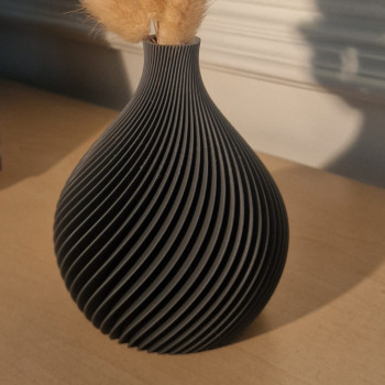 Minimalist Dekoratif Vazo - 3D Baskı Ev Aksesuarı