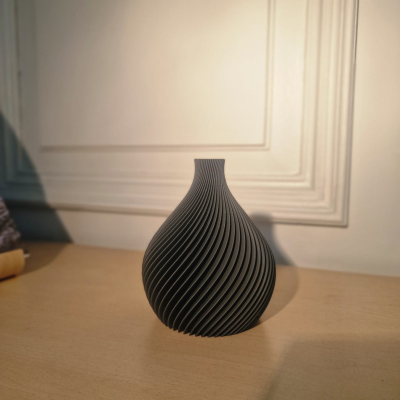 Minimalist Dekoratif Vazo - 3D Baskı Ev Aksesuarı