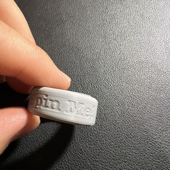 Dönen Stres Yüzüğü - Parmaklar İçin Minimalist Oyuncak Dönen Stres Yüzüğü - Parmaklar İçin Minimalist Oyuncak