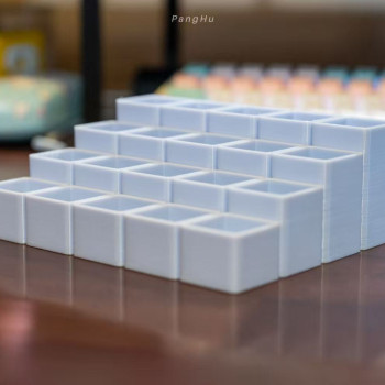 3D Baskı Basamaklı Ruj Organizatörü - Masa Düzeni Çözümü