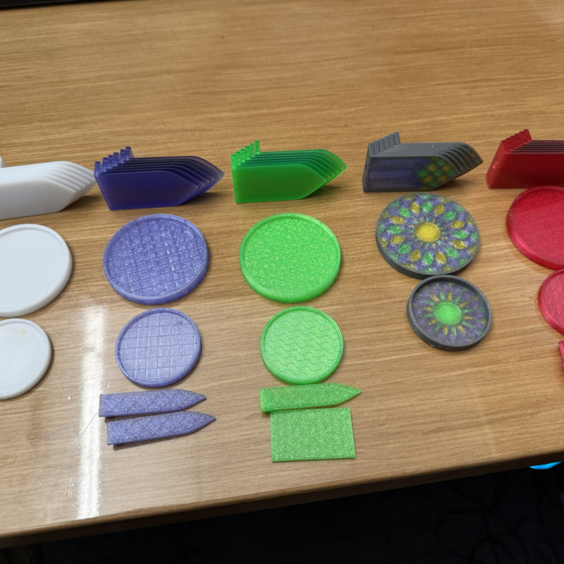 Değiştirilebilir Pencereli Katedral 3D Baskı Dekor - Tatil Temalı