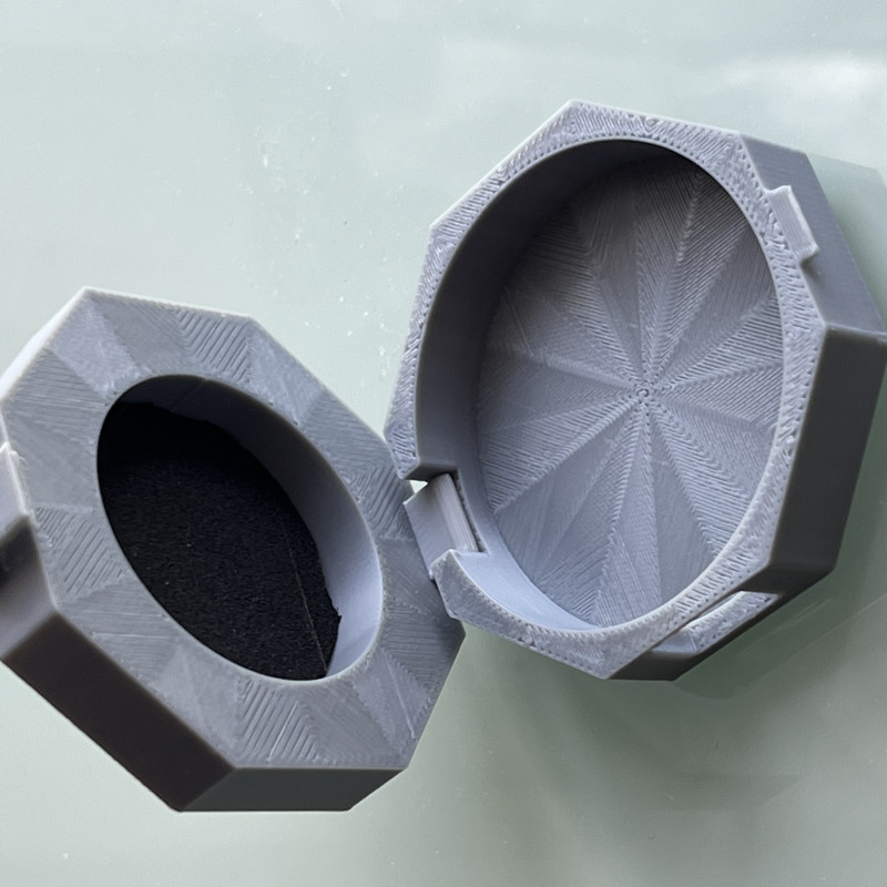 Oura Ring 3 Şarj Kutusu - 3D Baskılı Taşıma Kılıfı Oura Ring 3 Şarj Kutusu - 3D Baskılı Taşıma Kılıfı