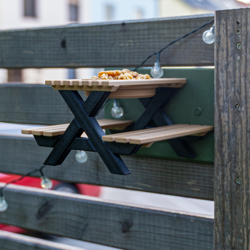 Bahçe Sincap Besleme Bankı - 3D Baskı Dekoratif Kuş Yemliği Bahçe Sincap Besleme Bankı - 3D Baskı Dekoratif Kuş Yemliği