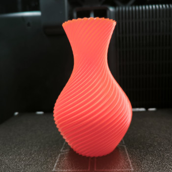 Floresan Spiralli Vazo - Özel 3D Baskı Dekor