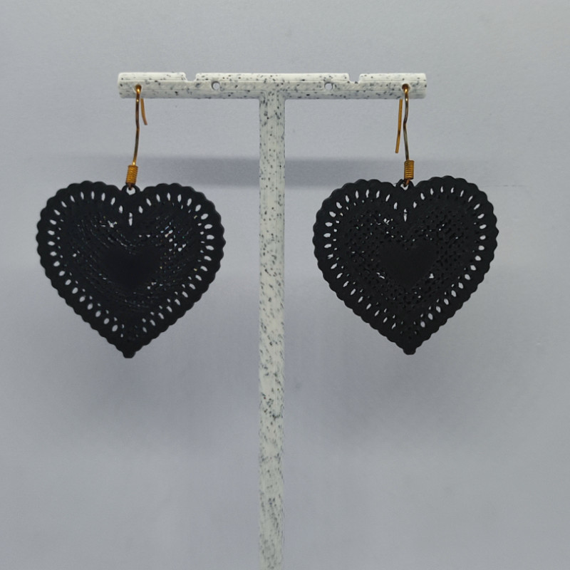 Siyah Dantel Kalp Küpe - 3D Baskı Vintage Aksesuar